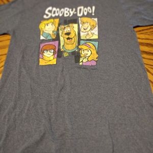 Mens Large Grey Scooby Doo Short sleeve shirt